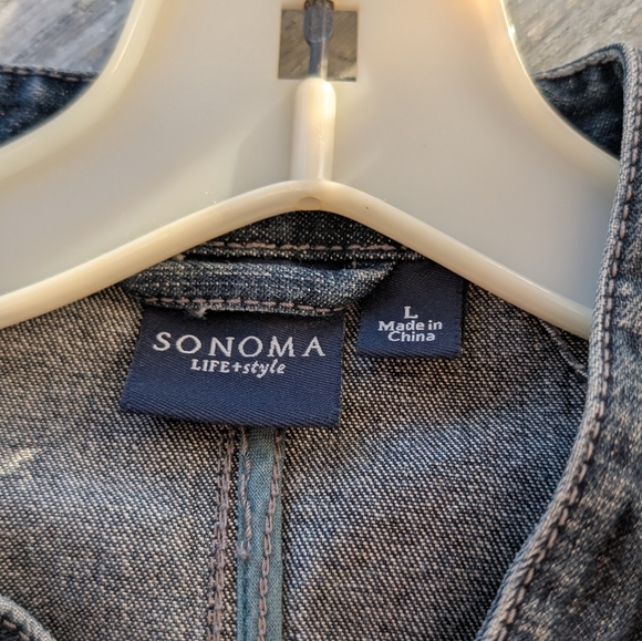 Denim Button-Up Jacket - Picture 2 of 3